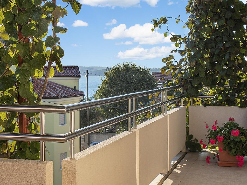 Apartments Ceja Near Sea Medulin Quarto foto